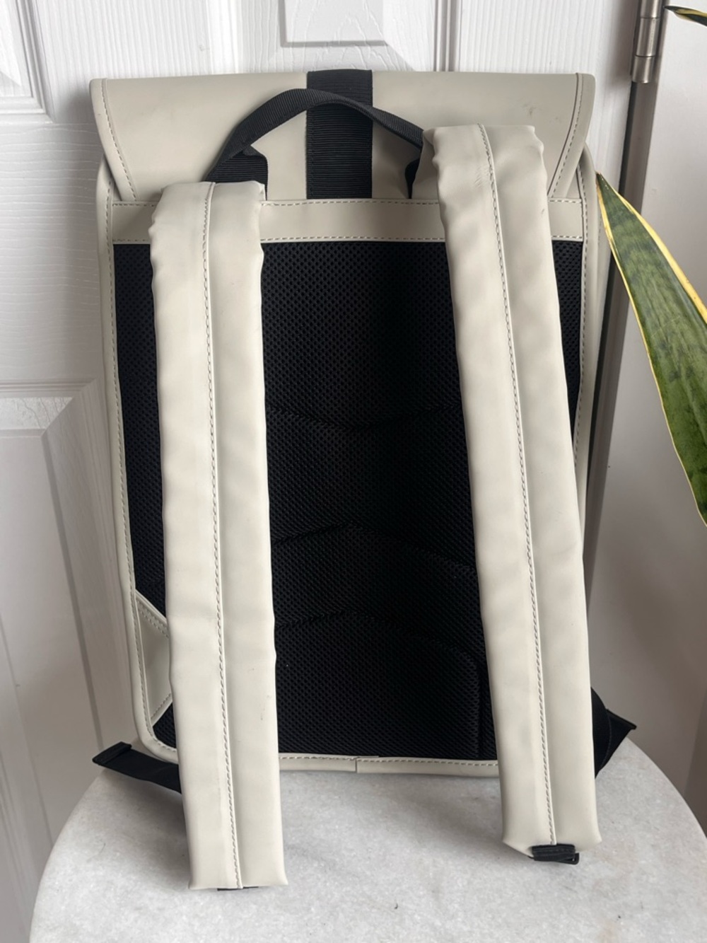 Rains Buckle Backpack Mini Unisex - Picture 4 of 14